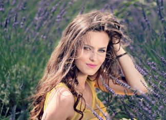 Szampon głęboko oczyszczający maski do włosów