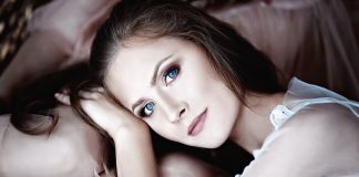 szampon prostujący do włosów