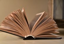 Gdy przeszłość nie daje o sobie zapomnieć – o „Okularniku Katarzyny Bondy”