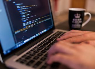 Wiedza o finansach ekonomii i biznesie od młodości