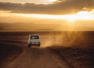 Wegańskie koktajle – koktajl kokosowy z jarmużem