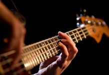 Jaką gitarę elektryczną wybrać na początek?Jaką gitarę elektryczną wybrać na początek?