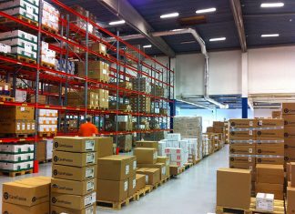 Kontenery plastikowe - połączenie jakości i funkcjonalności