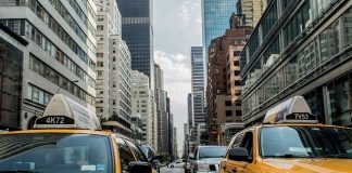 Jak obchodzić się bezpiecznie z akumulatorem?