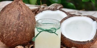Olej kokosowy do olejowania włosów