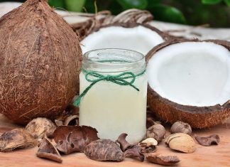 Olej kokosowy do olejowania włosów