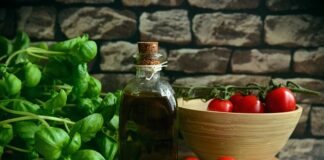 Czy można podlewać pomidory drożdżami?