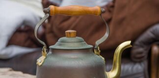 Jak podgrzać koszulki termokurczliwe?