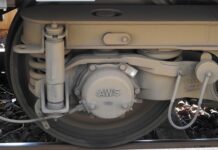 Czy można wymienić tylko jeden amortyzator?