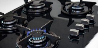 Jak daleko zmywarka od pionu?