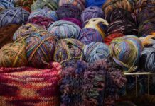 Jak mocować wełnę do komina? Jak mocować wełnę do komina?