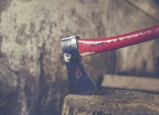 Do czego używa się tasak?