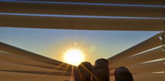 Jak zrobić samodzielnie rolety do okien?