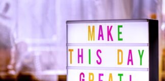 Jaka folię na okna do domu?