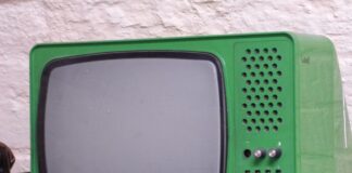 Czy można mieć telewizor nad kominkiem?