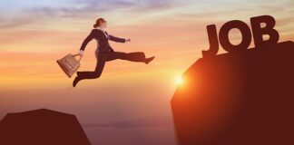 Jak nazywa się zdjęcie na całej ścianie?