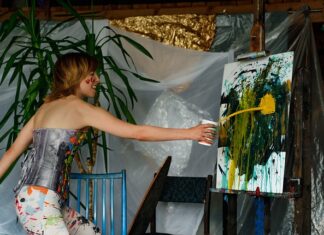 Czy można dolać wody destylowanej do płynu chłodniczego? Czy można dolać wody destylowanej do płynu chłodniczego?