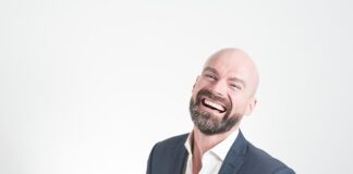 Co to znaczy nosić srebrna obrączkę?