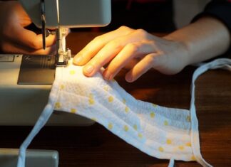 Jak uszyć obrus z lamówką? Jak uszyć obrus z lamówką?