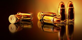 Czy broń sportowa można nosić przy sobie?