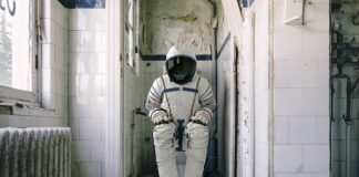 Czy w toalecie muszą być płytki?