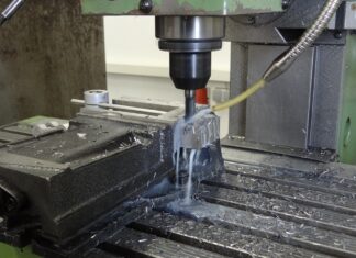 Techniki wiercenia w profilach metalowych: Optymalizacja procesów produkcyjnych wiertarka do profili