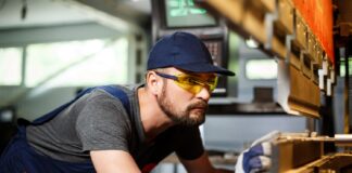 Jak działają tokarki pionowe? Jak działają tokarki pionowe